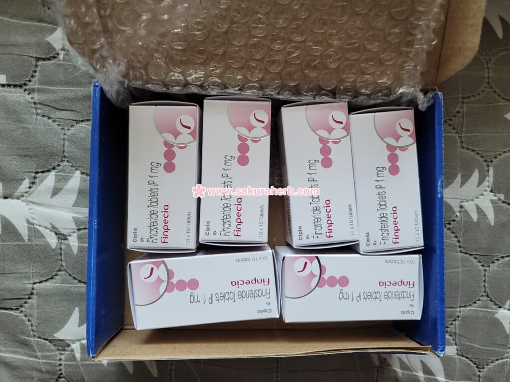 기다림 끝에 받았습니다.