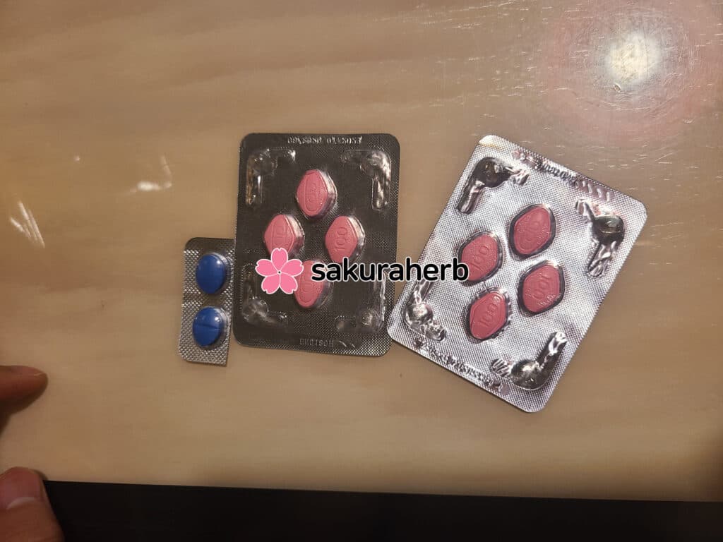 러브그라 8정 잘받았습니다.