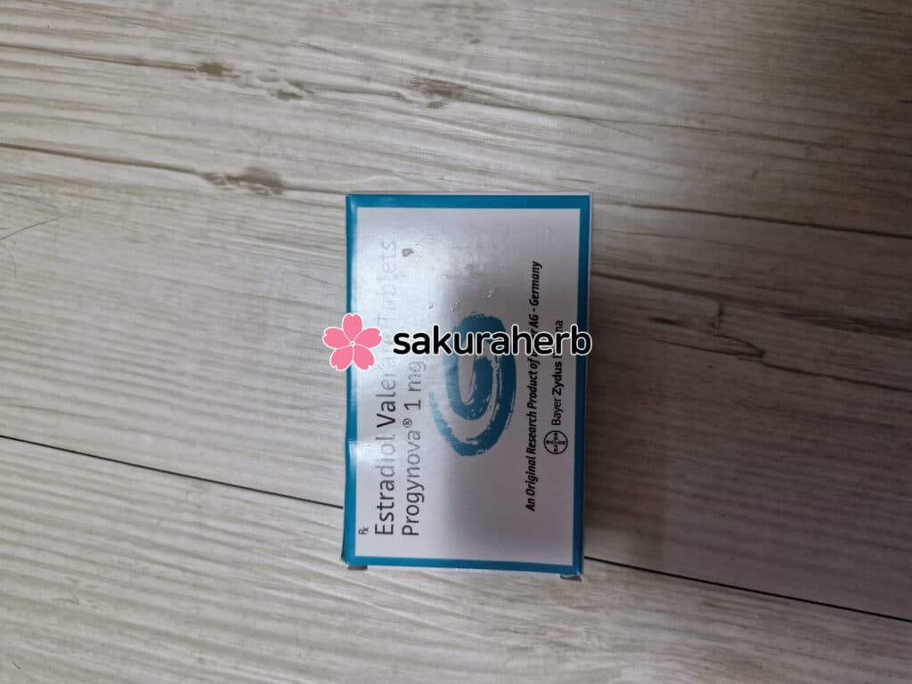 2주정도 기다려서 잘받았네요