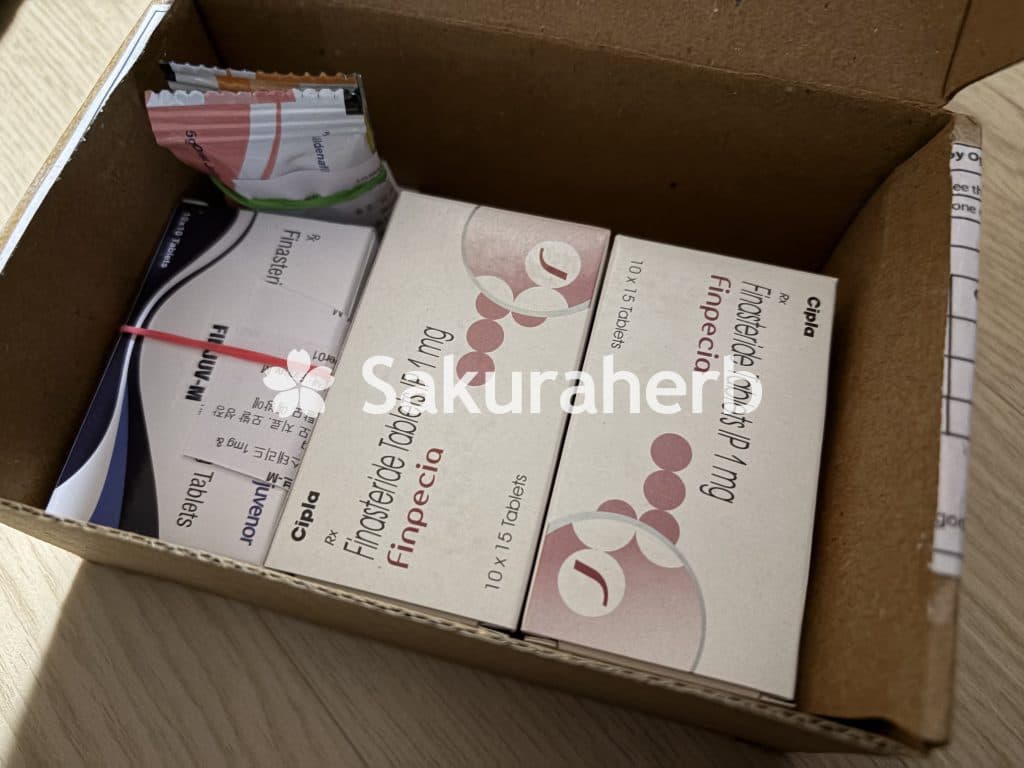 후기 - 핀페시아 300정 + 미녹시딜 5 300정 (피나스테리드 Finasteride 1mg + 미녹시딜 Minoxidil 5mg)